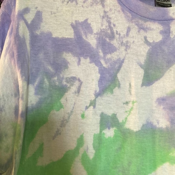 Color of Burst Unisex Large Tie Dye Shirt - Picture 2 of 5